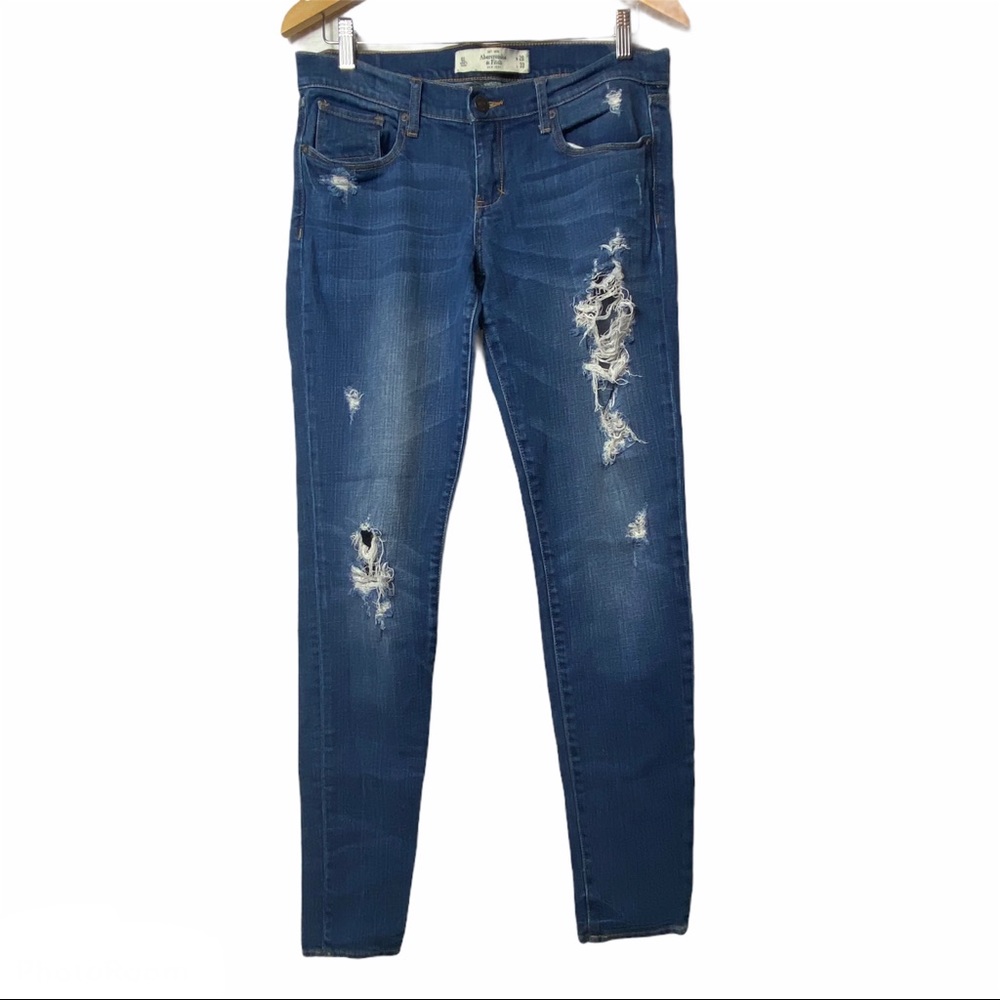 Abercrombie distress skinny jeans 6L
